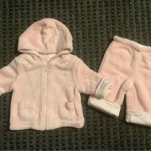 Janie and Jack baby girls pink fuzzy hoodie jacket pants set 0-3 months